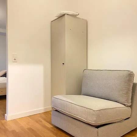 Helles Smart-apartment Fuer Geschaeftsreisende In * Νόρντερστεντ