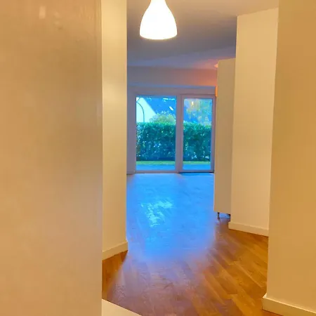 Helles Smart-apartment Fuer Geschaeftsreisende In Διαμέρισμα *