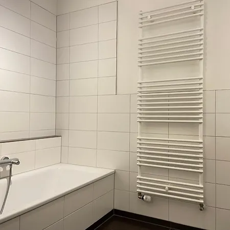 Helles Smart-apartment Fuer Geschaeftsreisende In Διαμέρισμα *