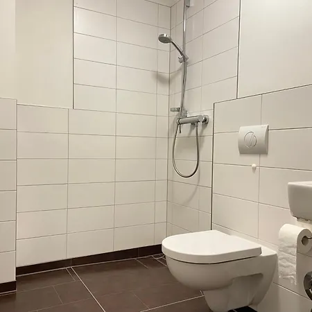 Διαμέρισμα Helles Smart-apartment Fuer Geschaeftsreisende In *